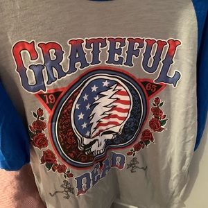 Grateful Dead t shirt